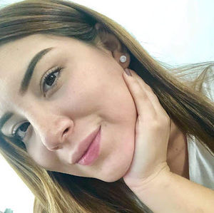 Meet your Posher, Daniela